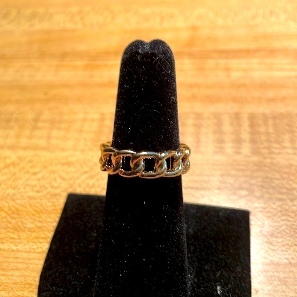 2 ring bundle. # 853 - Picture 2 of 3